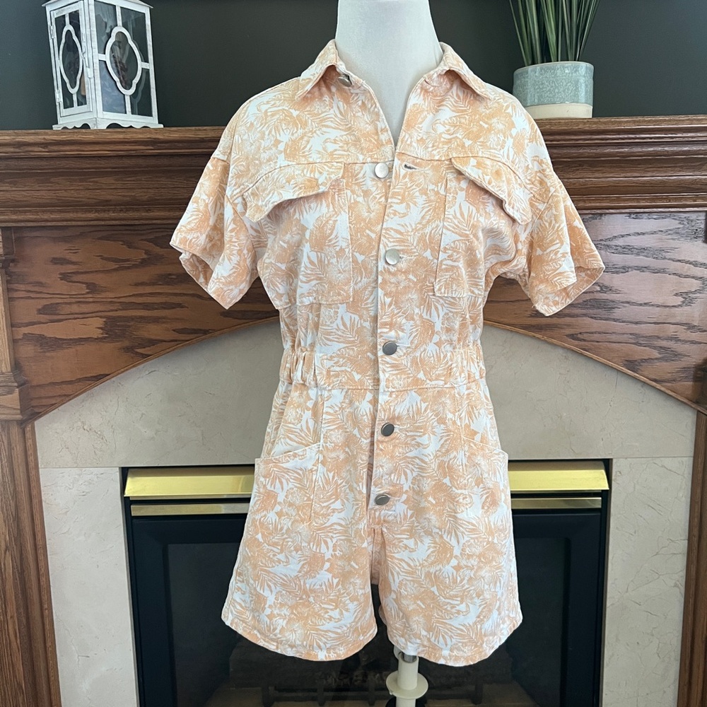 Polagram Peach Floral Denim Romper‎ Size Small